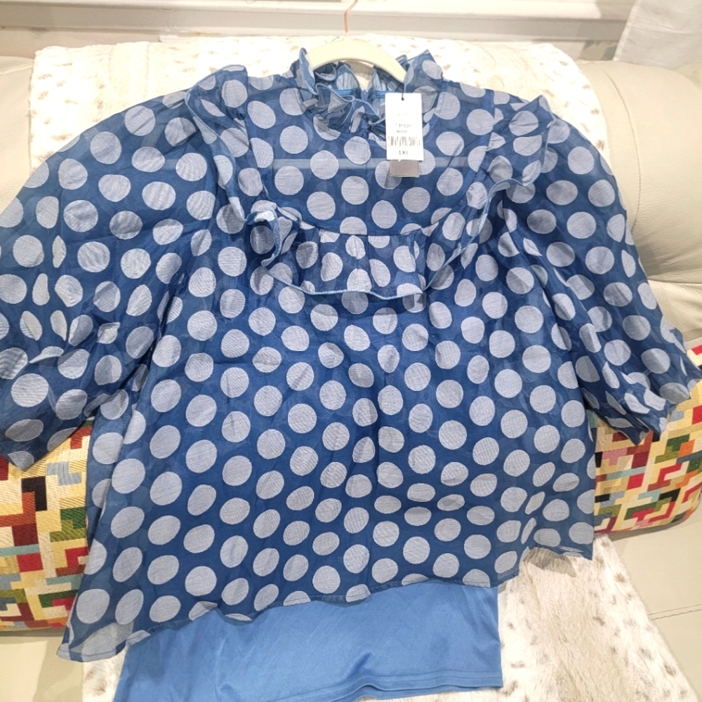 Blouse new